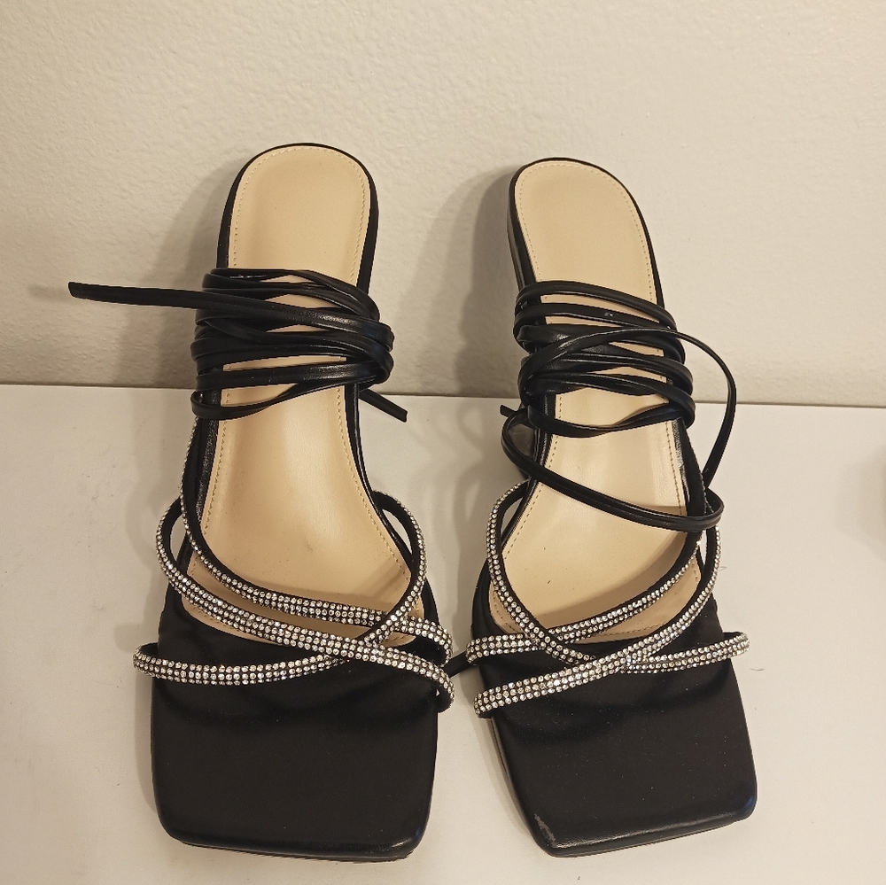 Elegant Black Strappy Women's Heels